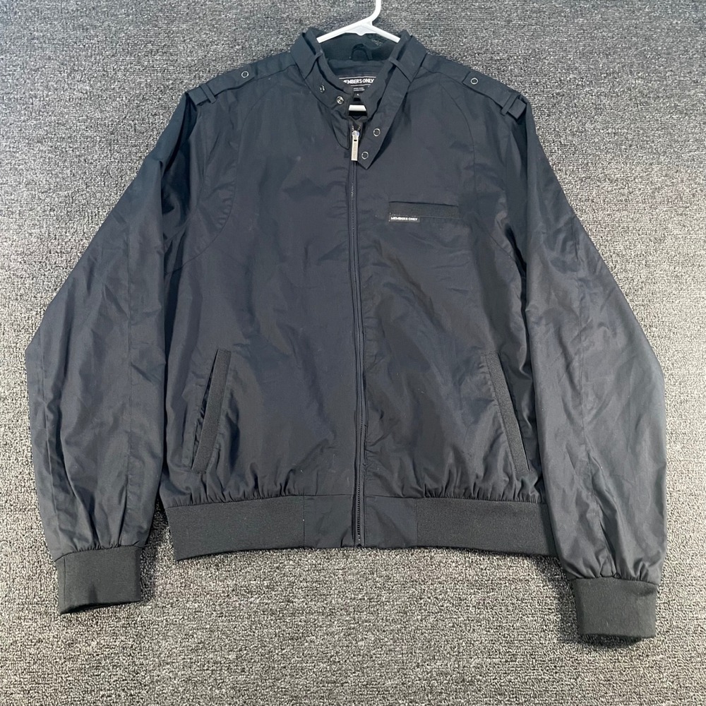 Members Only Racer Jacket Mens Large Black Good Iconic Epaulette MM070111